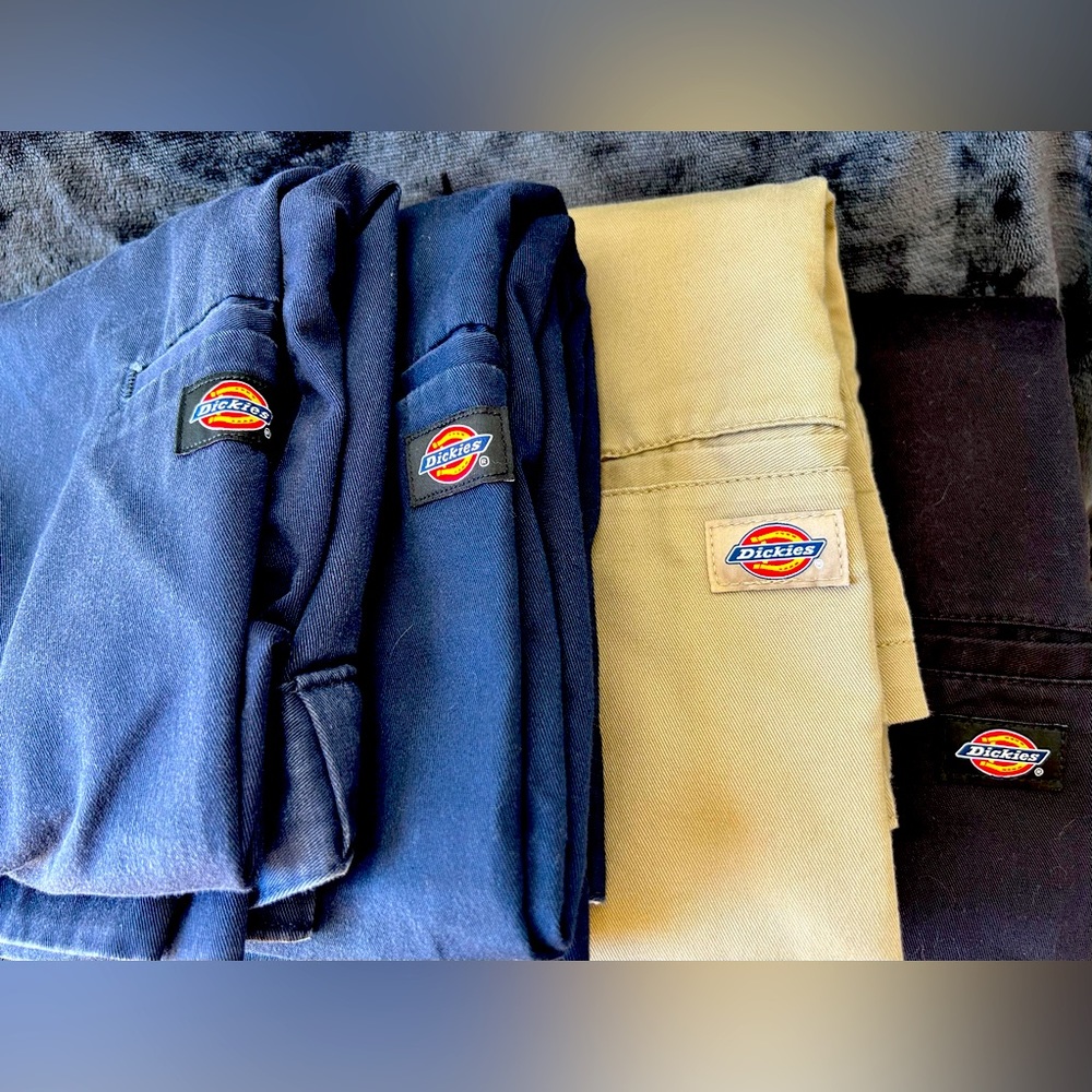 A lot of FOUR (4) DICKIES Skinny Straight Pants - 1 khaki, 1 black, 2 navy